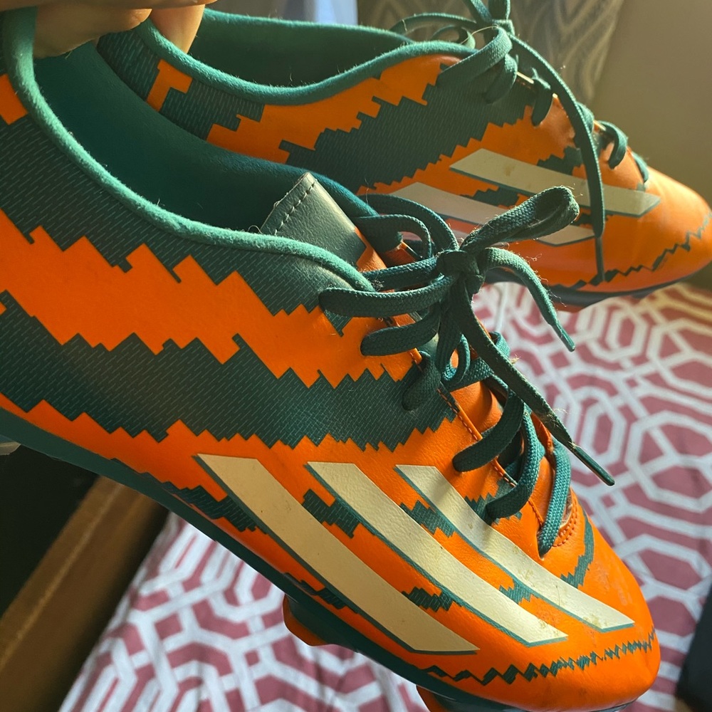 Messi 10 Cleats Adidas